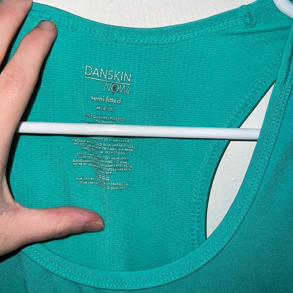 Danskin Now Sea Green Semi-Fitted Workout Tank Top. Like-new condition. Size M - Picture 2 of 5